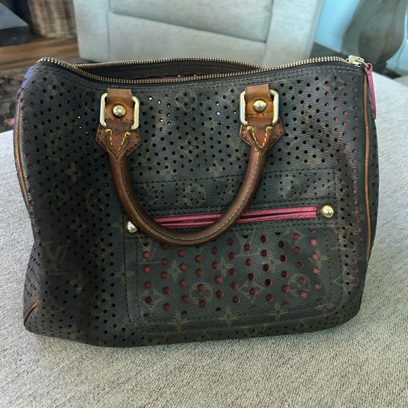 Louis Vuitton
Speedy Handbag Perforated Monogram Canvas 30 - Picture 1 of 16